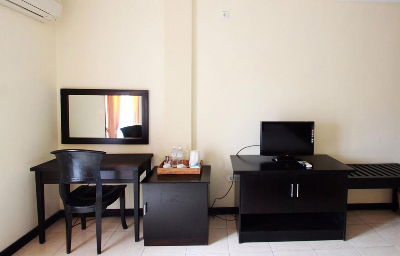 Hotel Intansari Denpasar Exteriör bild