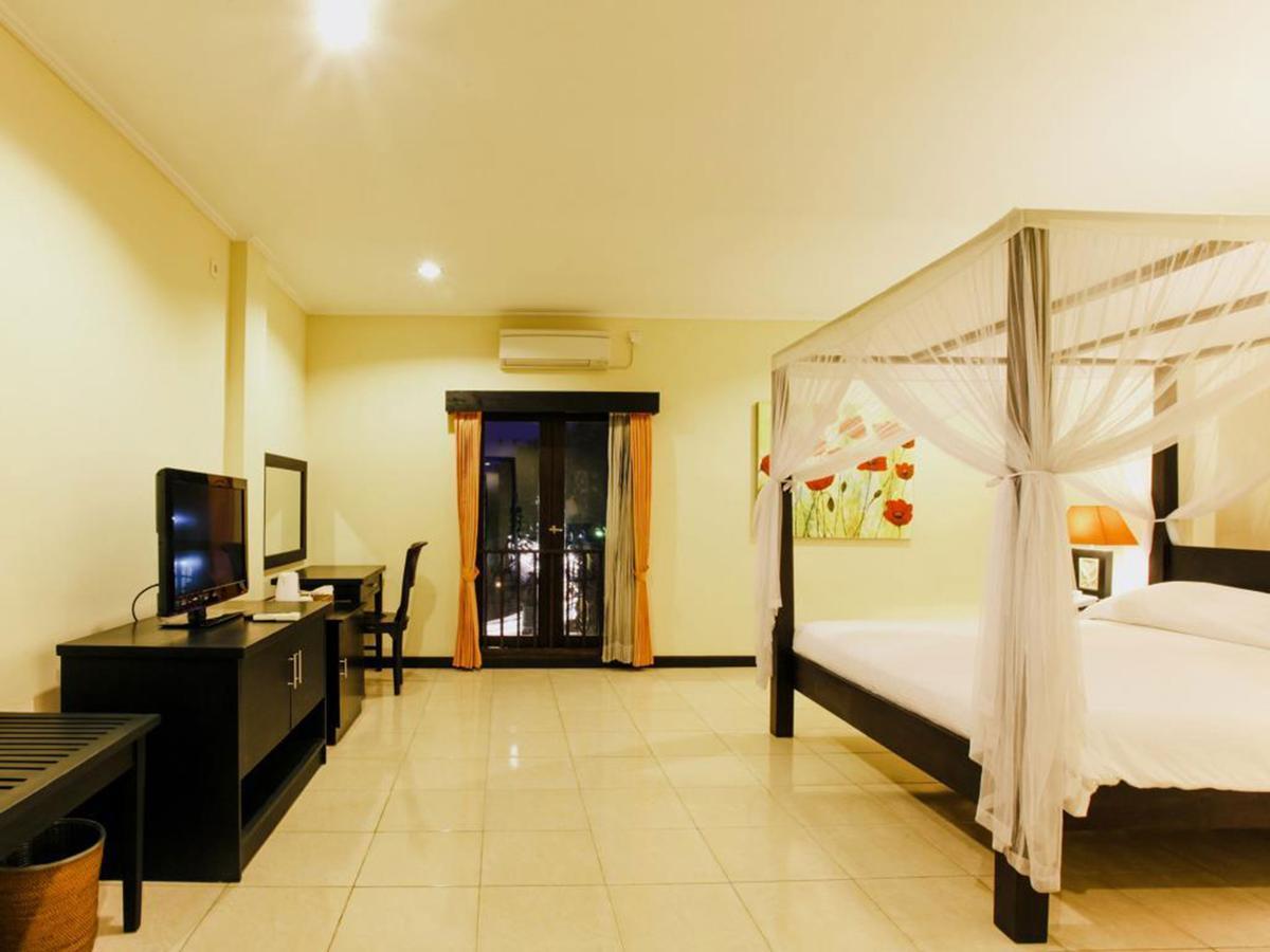 Hotel Intansari Denpasar Exteriör bild