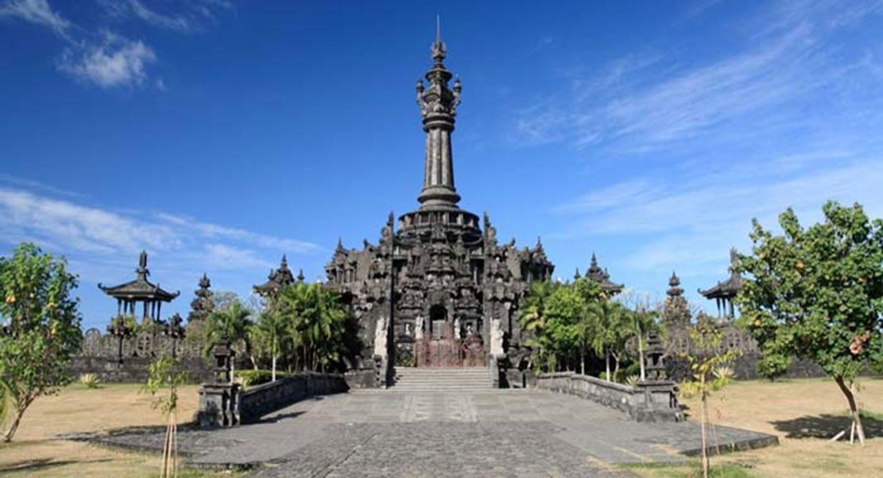 Hotel Intansari Denpasar Exteriör bild