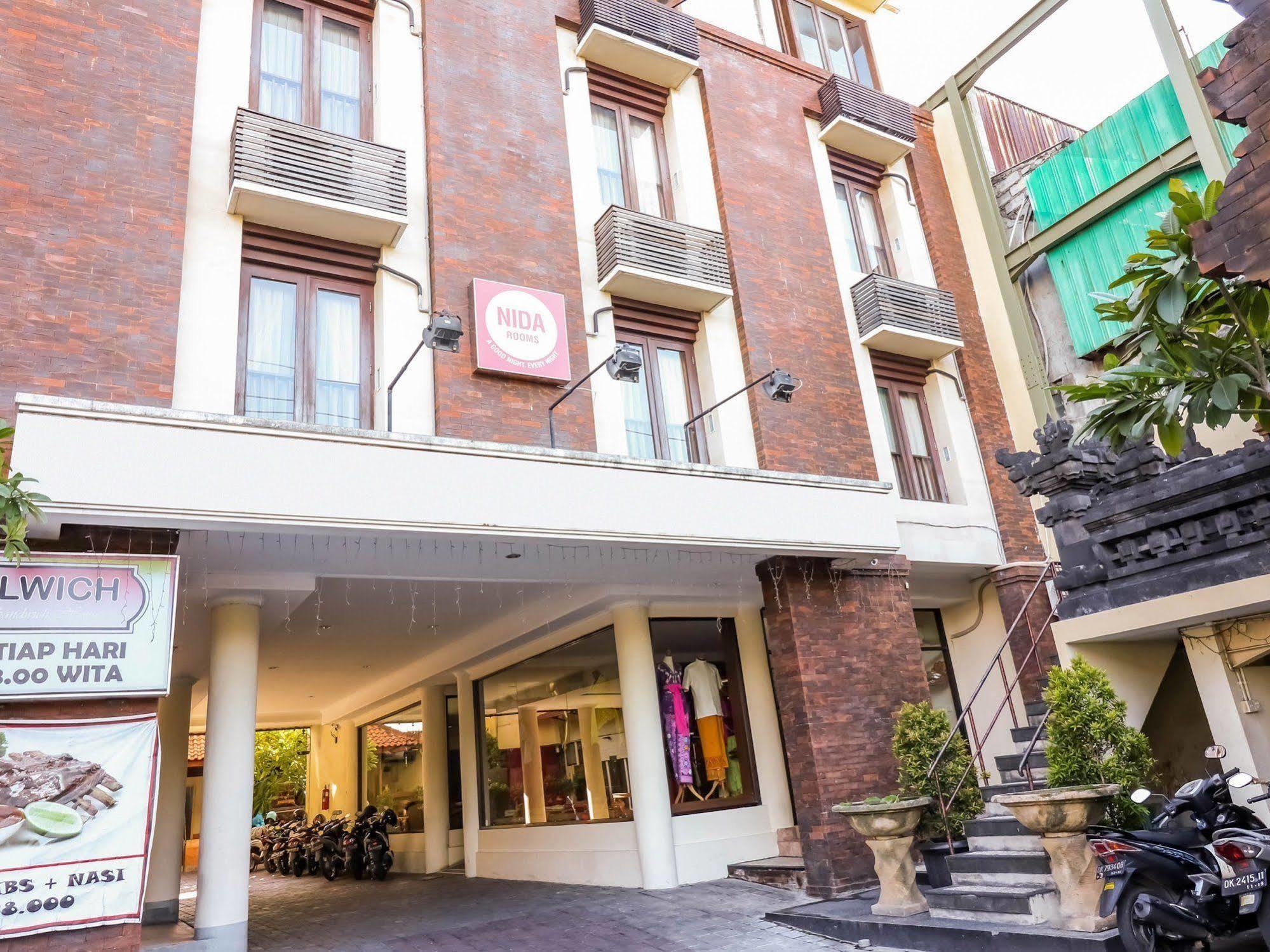 Hotel Intansari Denpasar Exteriör bild