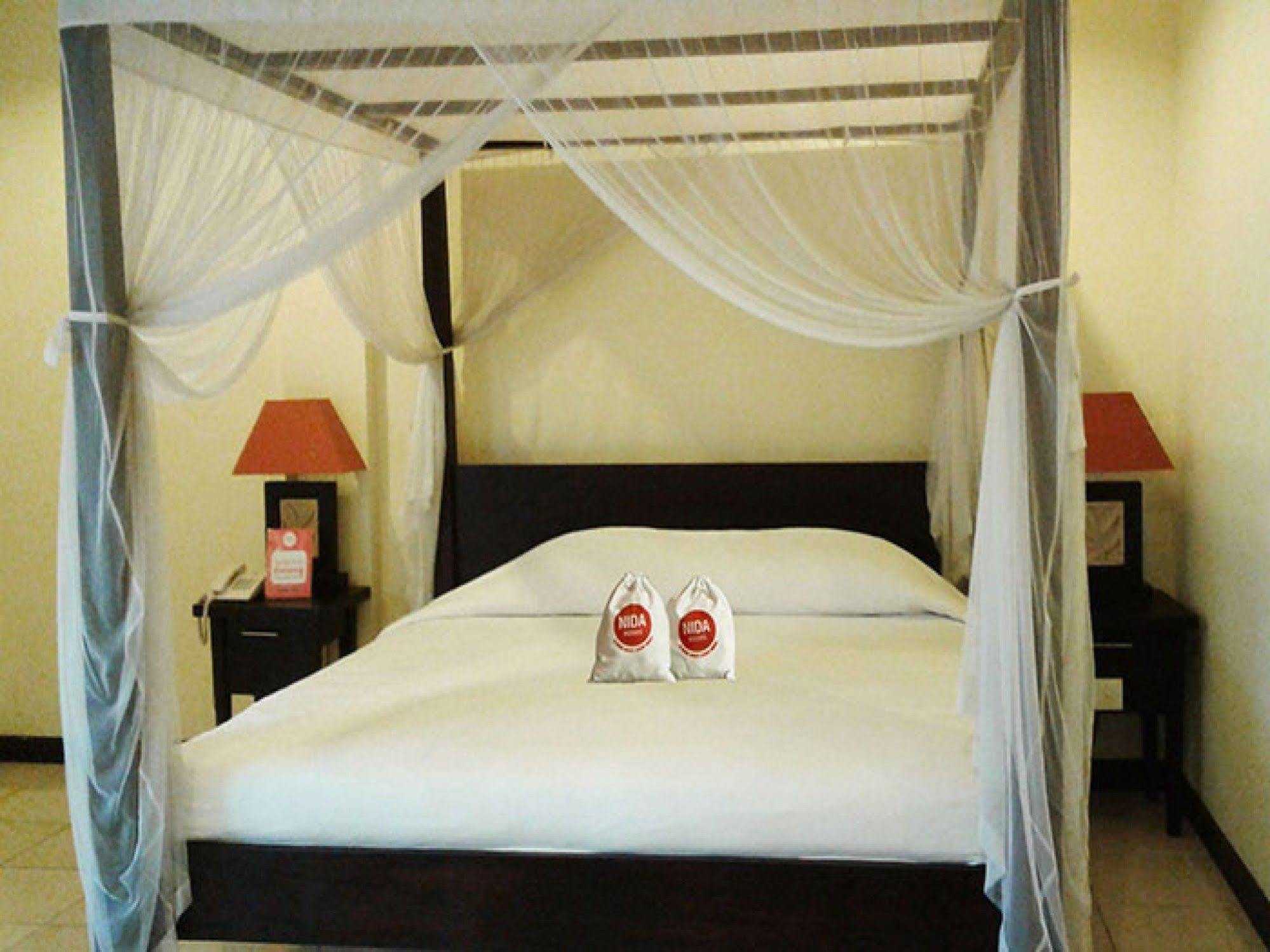 Hotel Intansari Denpasar Exteriör bild