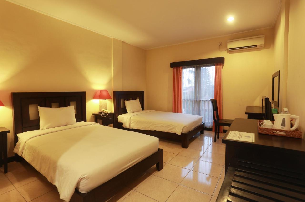 Hotel Intansari Denpasar Exteriör bild