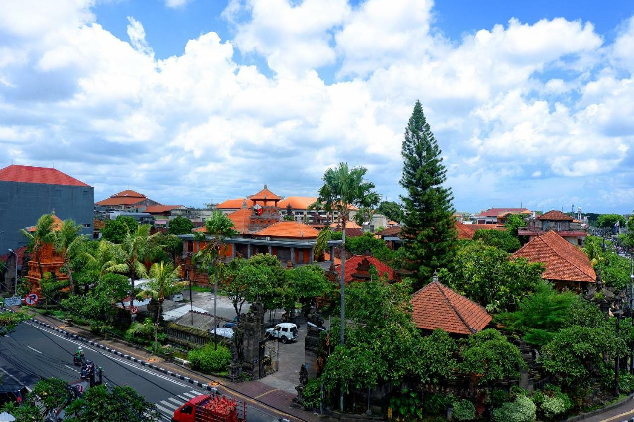 Hotel Intansari Denpasar Exteriör bild